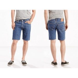 Levi's 30x9 505 Regular Fit Medium Wash Short GUC